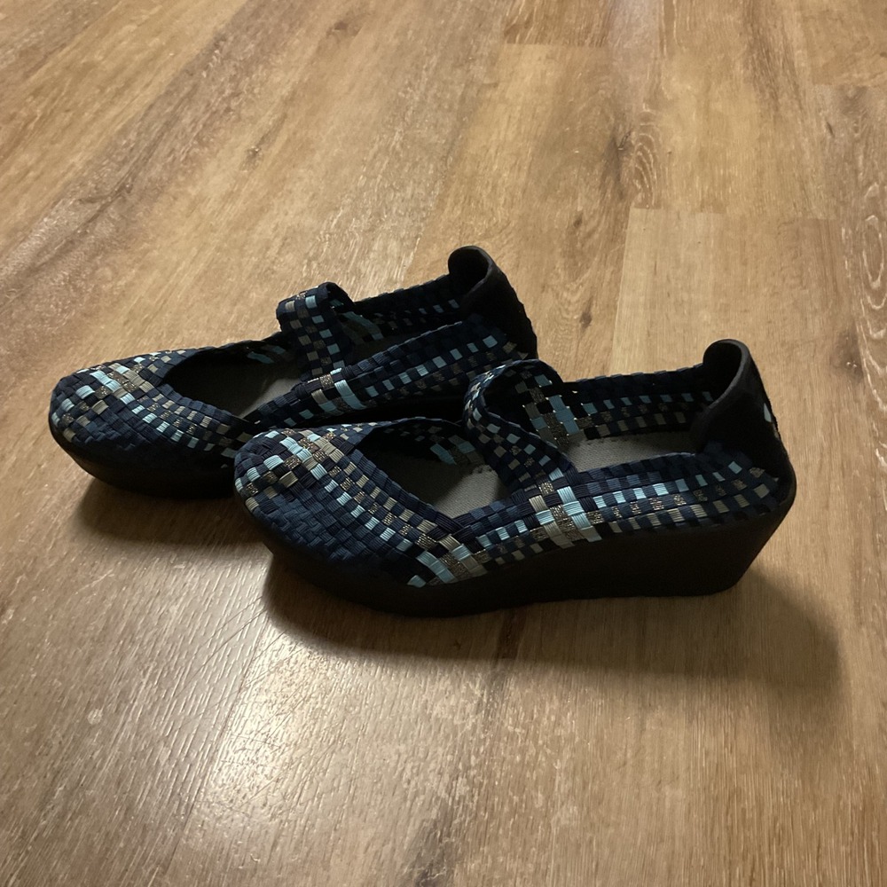Steven by Steve Madden Brice Blue Woven Elastic Mary Jane Wedge Pumps 9.5